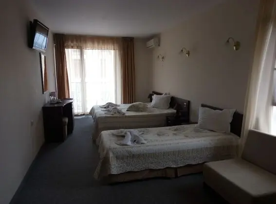 Üç Kişilik Oda, Balkon