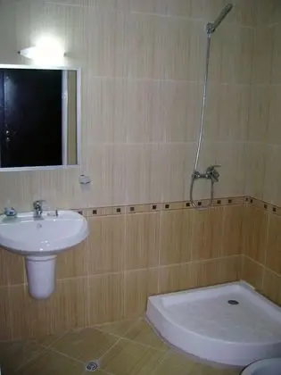 Üç Kişilik Oda, Balkon