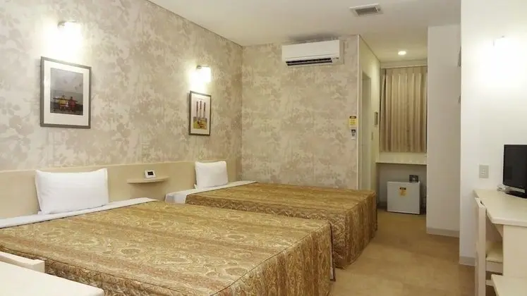 Standard Oda (with 2 150cm beds & light breakfast)