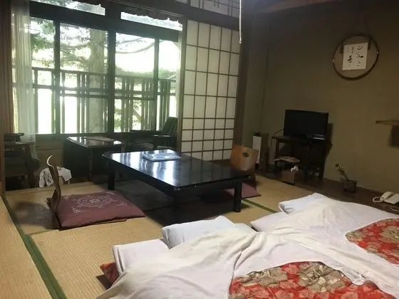 Traditional Oda, Sigara İçilmez (Japanese Style, for 2-4 Guests)