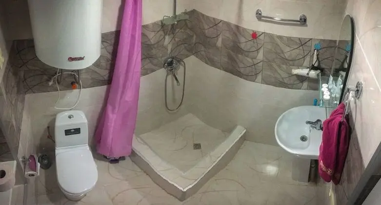 Standard Apart Daire, Bahçe Manzaralı