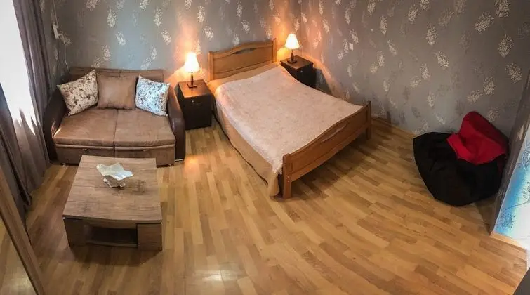 Standard Üç Kişilik Oda, 1 Çift Kişilik Yatak ve Çekyat, Bahçe Manzaralı