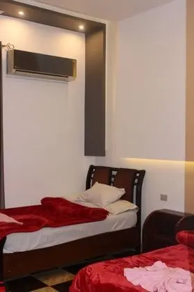 Deluxe Tek Büyük veya İki Ayrı Yataklı Oda, 2 Büyük (Queen) Boy Yatak, Özel Banyo, Şehir Manzaralı