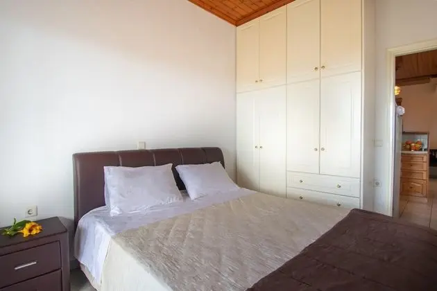 Comfort Tek Büyük Yataklı Oda, 2 Yatak Odası, Koy Manzaralı
