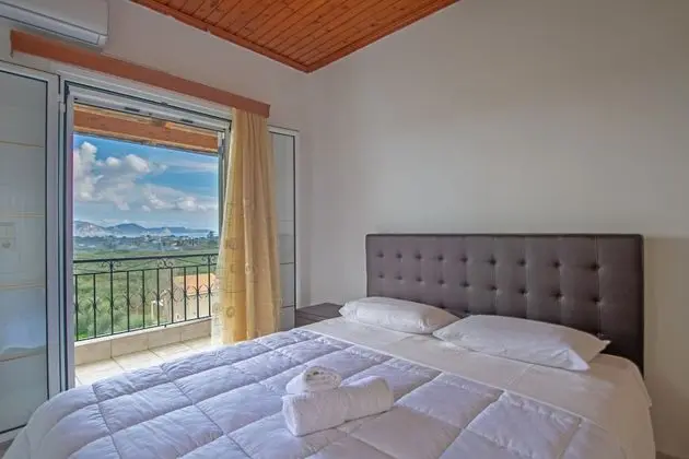 Comfort Tek Büyük Yataklı Oda, 2 Yatak Odası, Koy Manzaralı