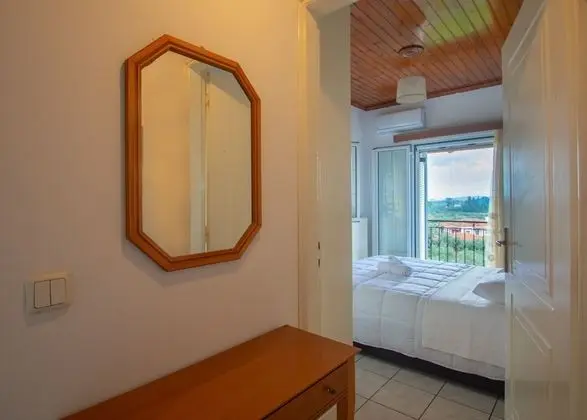 Comfort Tek Büyük Yataklı Oda, 2 Yatak Odası, Koy Manzaralı