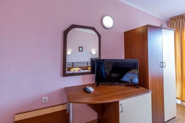 Classic Tek Büyük Yataklı Oda, 3 Tek Kişilik Yatak (EZ)