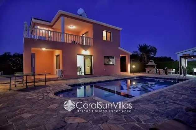Villa, 4 Yatak Odası, Sigara İçilebilir, Balkon