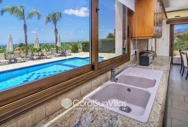 Villa, 4 Yatak Odası, Sigara İçilebilir, Balkon