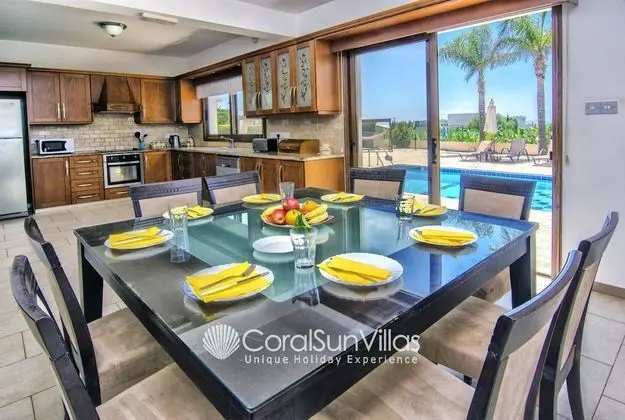 Villa, 4 Yatak Odası, Sigara İçilebilir, Balkon