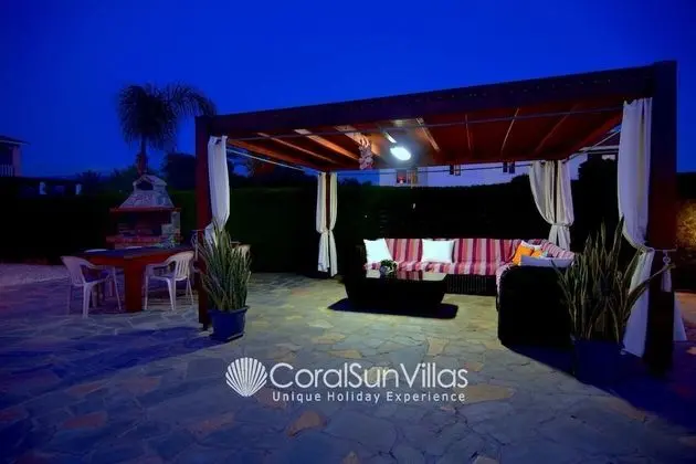 Villa, 4 Yatak Odası, Sigara İçilebilir, Balkon