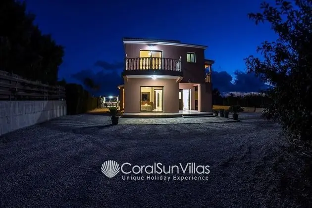 Villa, 4 Yatak Odası, Sigara İçilebilir, Balkon