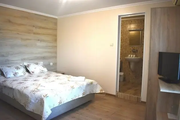 Classic Üç Kişilik Oda
