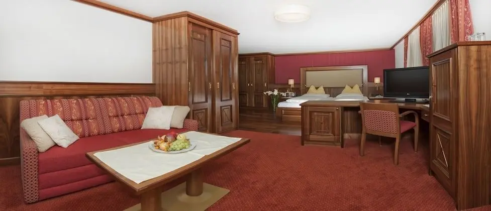 Royal Tek Büyük Yataklı Oda (Haus Landhaus)