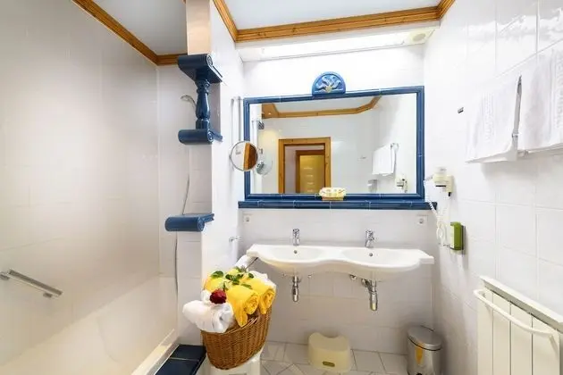 Tek Büyük Yataklı Oda ("de Luxe" - North Side Haus Residenz)