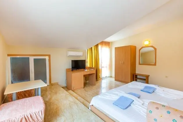 Comfort Apart Daire, 1 Büyük (Queen) Boy Yatak ve Çekyat (XZ)