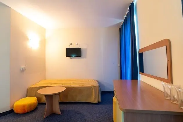Deluxe Tek Büyük veya İki Ayrı Yataklı Oda (Extra bed)