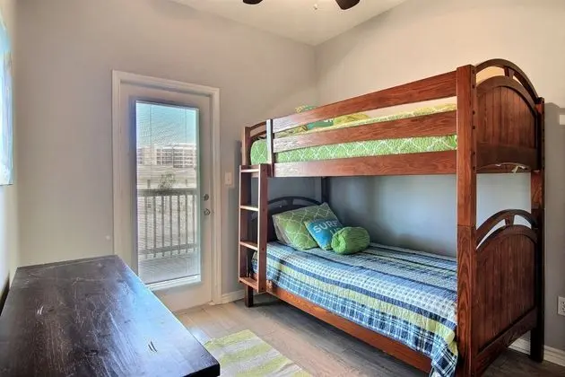 Daire, Birden Çok Yatak, Veranda, Plaj Manzaralı (Family Tides Beach House)