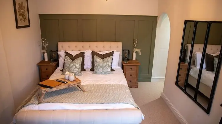 Deluxe Tek Büyük Yataklı Oda, 1 En Büyük (King) Boy Yatak, Avlu Manzaralı