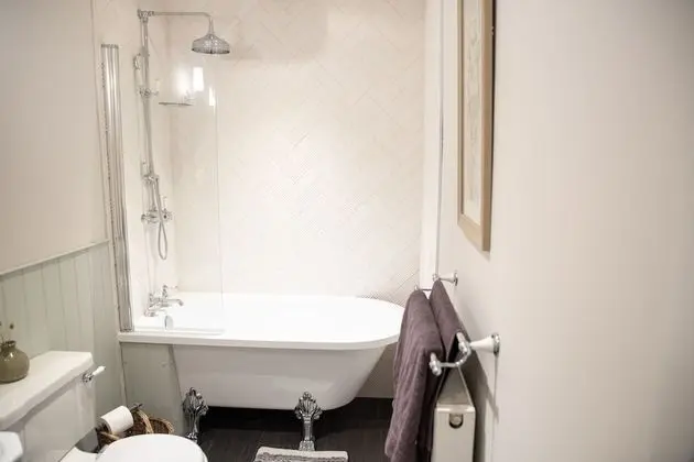 Deluxe Tek Büyük Yataklı Oda, 1 En Büyük (King) Boy Yatak, Avlu Manzaralı