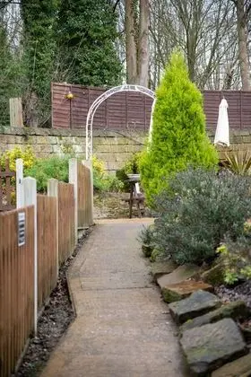 Deluxe Tek Büyük Yataklı Oda, 1 En Büyük (King) Boy Yatak, Avlu Manzaralı