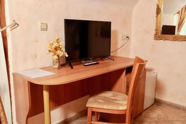 Basic Tek Büyük veya İki Ayrı Yataklı Oda, Havuz Manzaralı, Havuz Kenarı