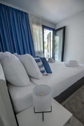 Standard Süit, Balkon, Avlu Manzaralı