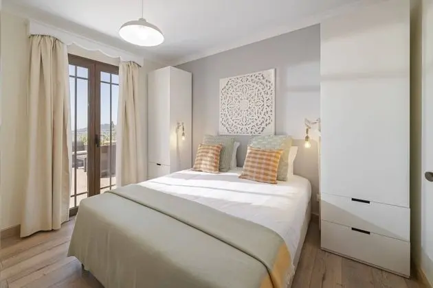 Basic Kır Evi, Birden Çok Yatak, Deniz Manzaralı