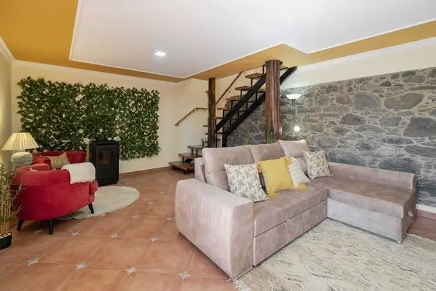 Basic Kır Evi, Birden Çok Yatak, Deniz Manzaralı