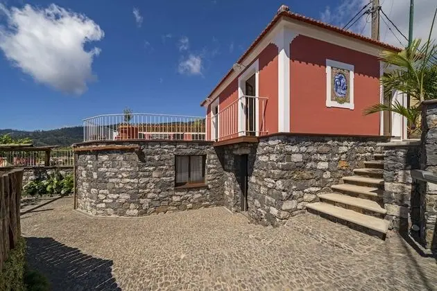 Basic Kır Evi, Birden Çok Yatak, Deniz Manzaralı
