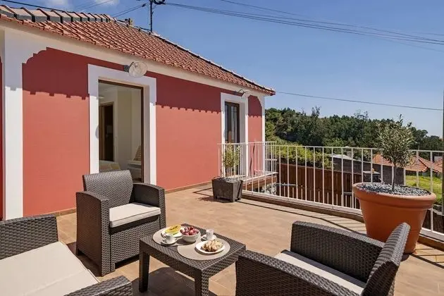 Basic Kır Evi, Birden Çok Yatak, Deniz Manzaralı
