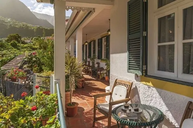 Basic Kır Evi, Birden Çok Yatak, Deniz Manzaralı