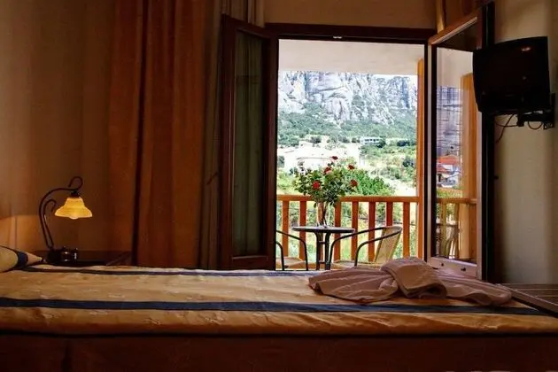 Üç Kişilik Oda (Meteora View)