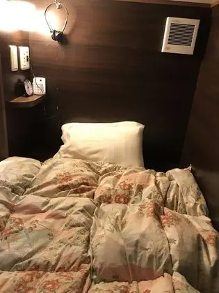 Ortak Ranzalı Oda, Karma Ranzalı Oda (Mix Capsule Room Lower Row)
