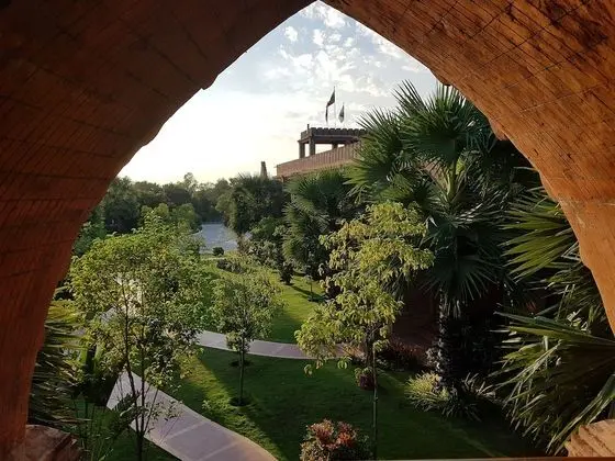 Deluxe Tek Büyük veya İki Ayrı Yataklı Oda