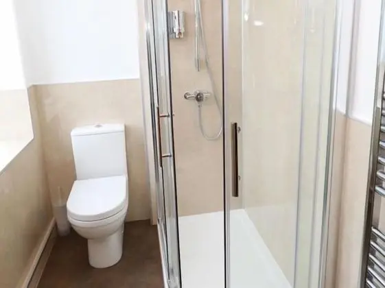 Comfort Tek Büyük Yataklı Oda, Banyolu/Duşlu