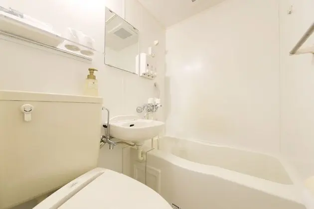 Oda, 1 Tek Kişilik Yatak, Sigara İçilmez