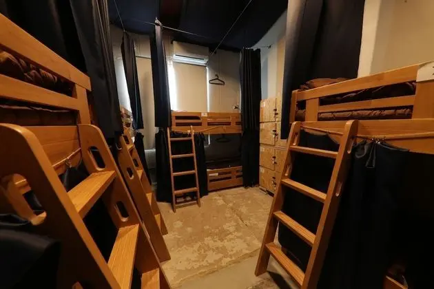Ortak Ranzalı Oda, Sadece kadınlar için, Sigara İçilmez, Ortak Banyo