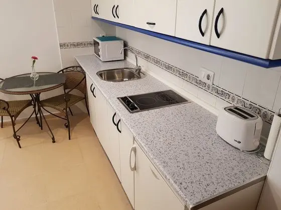 Basic Stüdyo, 1 Çift Kişilik Yatak
