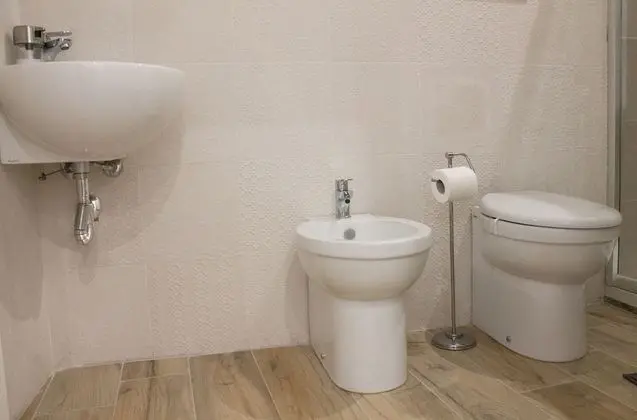 İki Ayrı Yataklı Oda, Banyolu/Duşlu