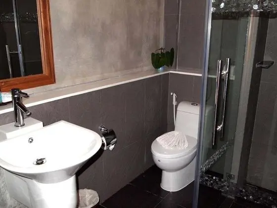 Deluxe Oda, Havuz Kullanımı, Avlu