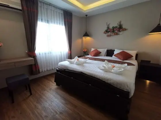 Deluxe Tek Büyük Yataklı Oda