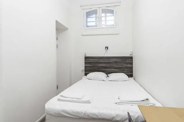 Oda, 1 Çift Kişilik Yatak