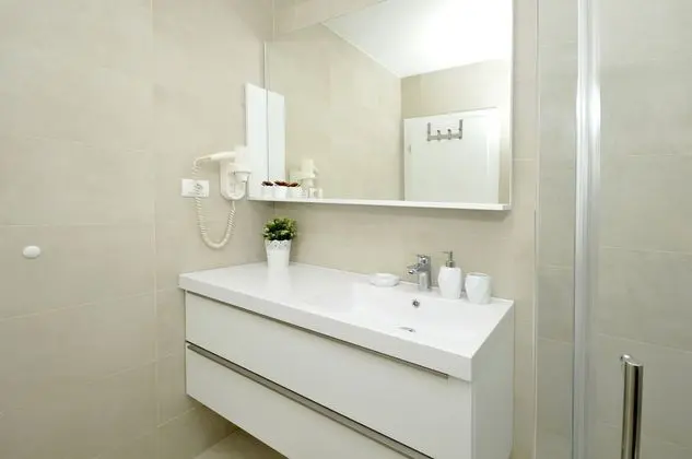 Comfort Apart Daire, 1 Yatak Odası, Balkon, Kısmi Deniz Manzaralı