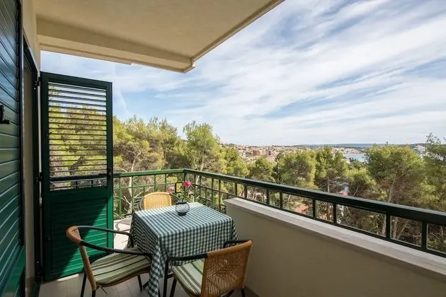Comfort Apart Daire, 1 Yatak Odası, Balkon, Kısmi Deniz Manzaralı