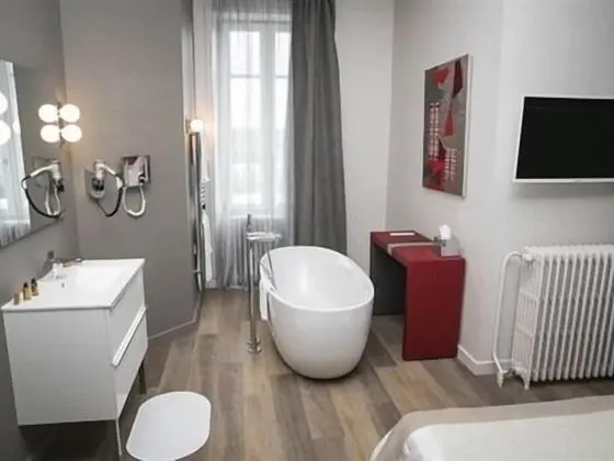 Superior Tek Büyük Yataklı Oda, Banyolu/Duşlu, Dağ Manzaralı