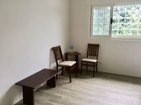 Dört Kişilik Oda, Sigara İçilmez