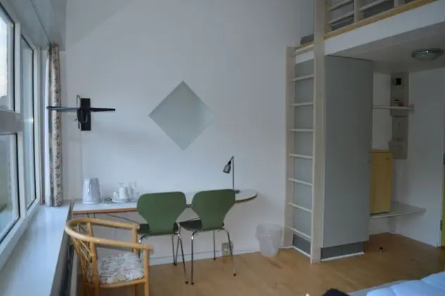 Basic Tek Büyük Yataklı Oda