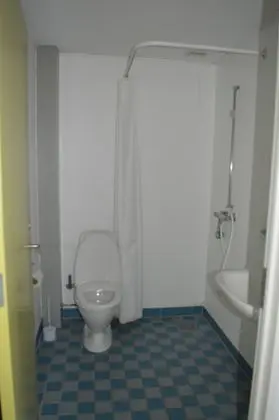 Basic Tek Büyük Yataklı Oda