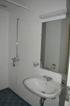 Basic Tek Büyük Yataklı Oda